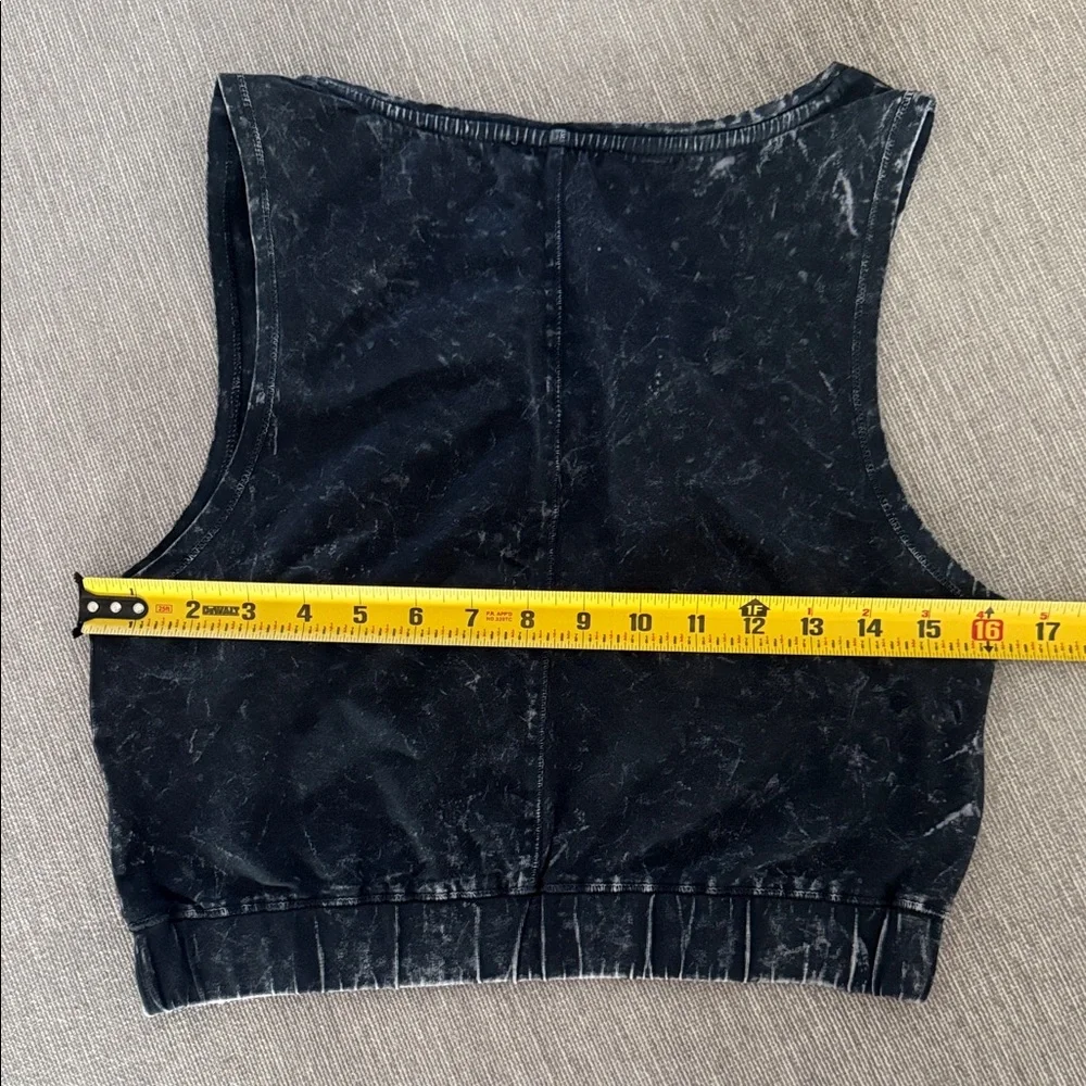 Mavi Black Marble Cotton Crop Top - Picture 4 of 5